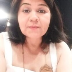 Yaşlı bakımı ve ev yardımcısı olarak iş arıyorum Yaşlı bakımı ve ev yardımcısı olarak iş arıyorum